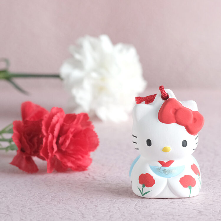 ハローキティ一緒に贈る母の日