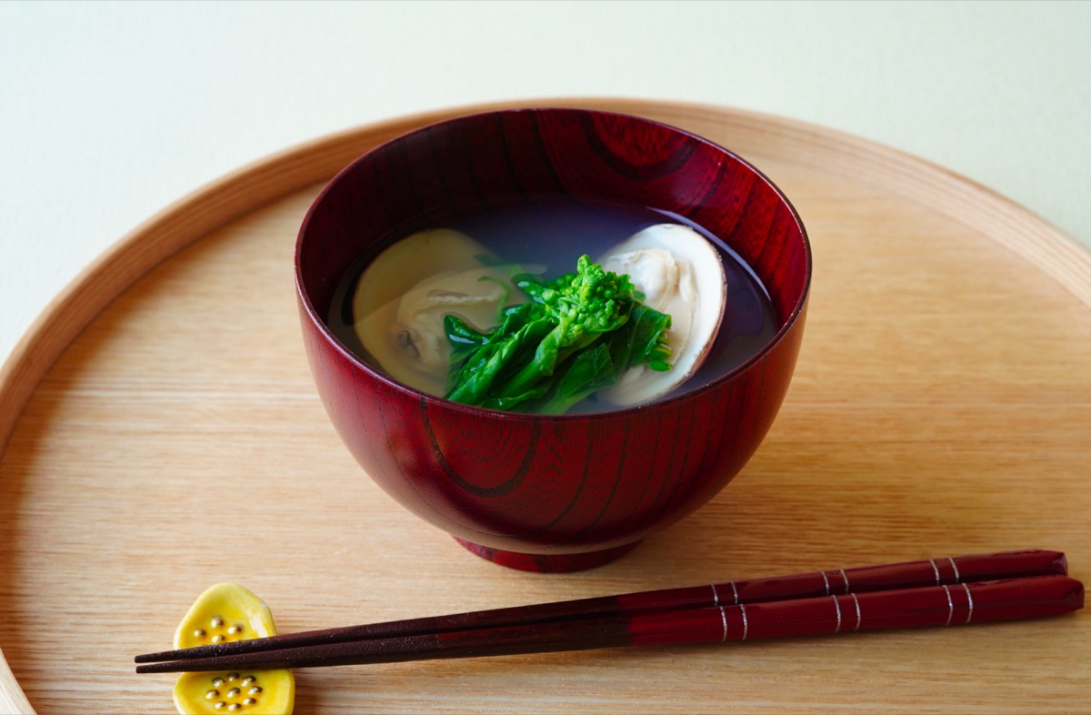 菜の花とはまぐりのお吸い物