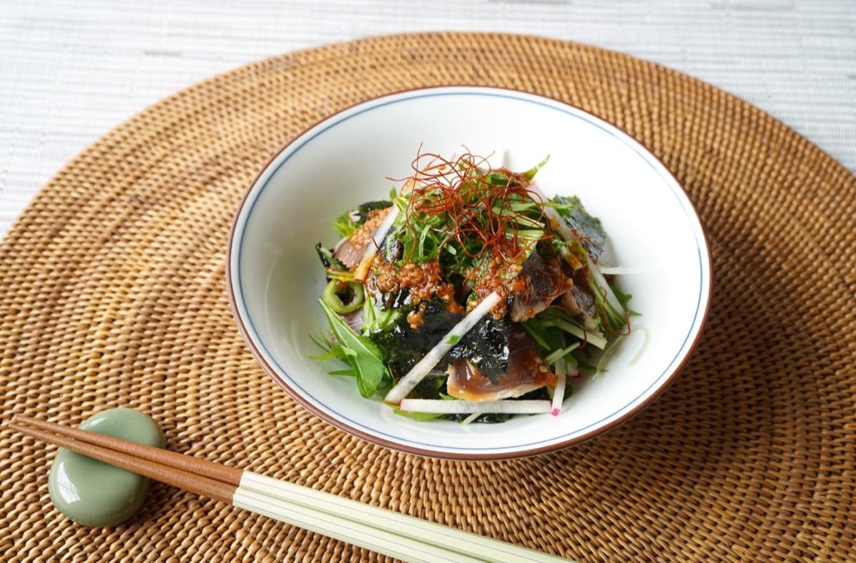 鰹の韓国風サラダ