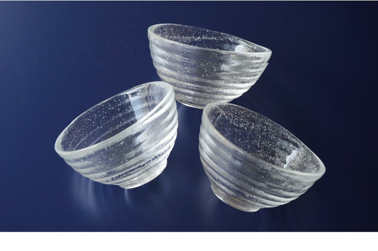 美しいたち吉のガラスのうつわ 水音