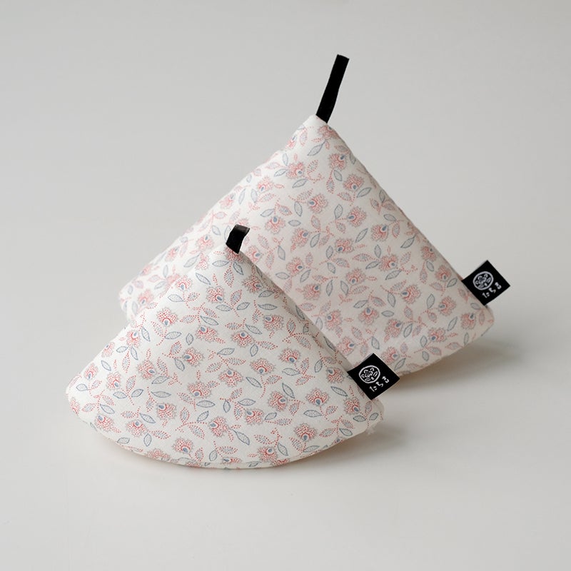 とんがり鍋つかみ 英国風小花