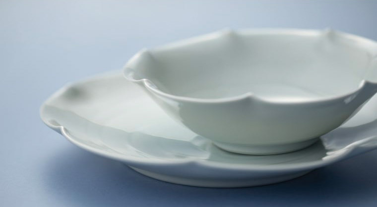 シンプルな器 うず潮